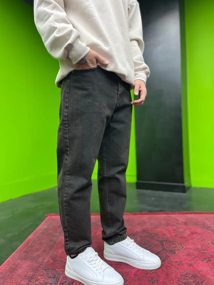 شلوار جین مام فیت قهوه ای 209