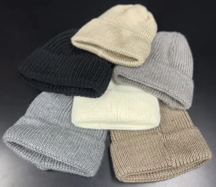 کلاه بافت ساده